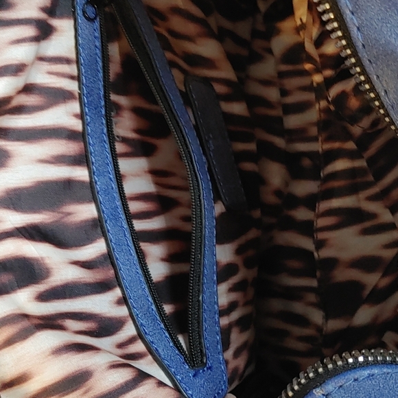 💚Nicole Miller Blue zipper satchel with crossbody strap - Picture 8 of 16